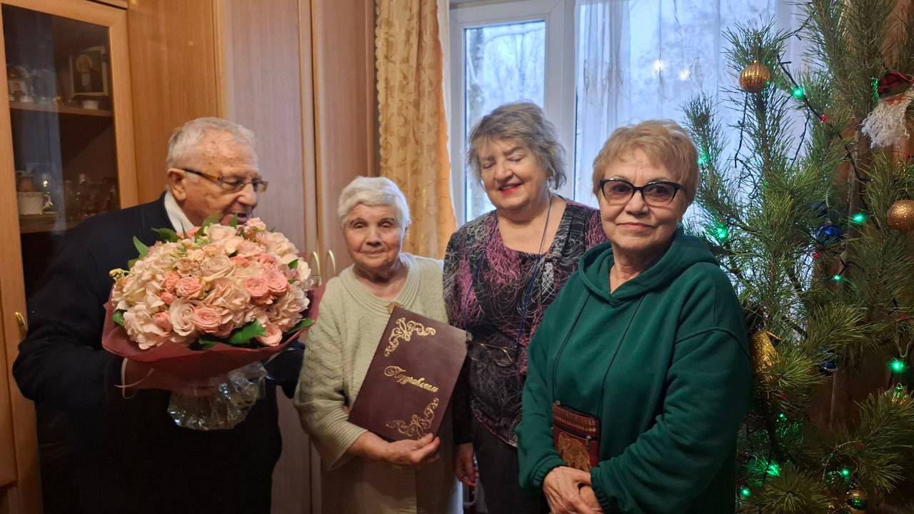 Сотрудники РМАНПО поздравили ветерана Академии с  93‑летием