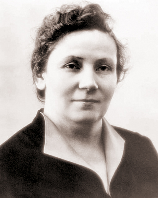 Наталья Хмелева: Память о войне живет в текстах Наталья Хмелева: Память о войне живет в текстах