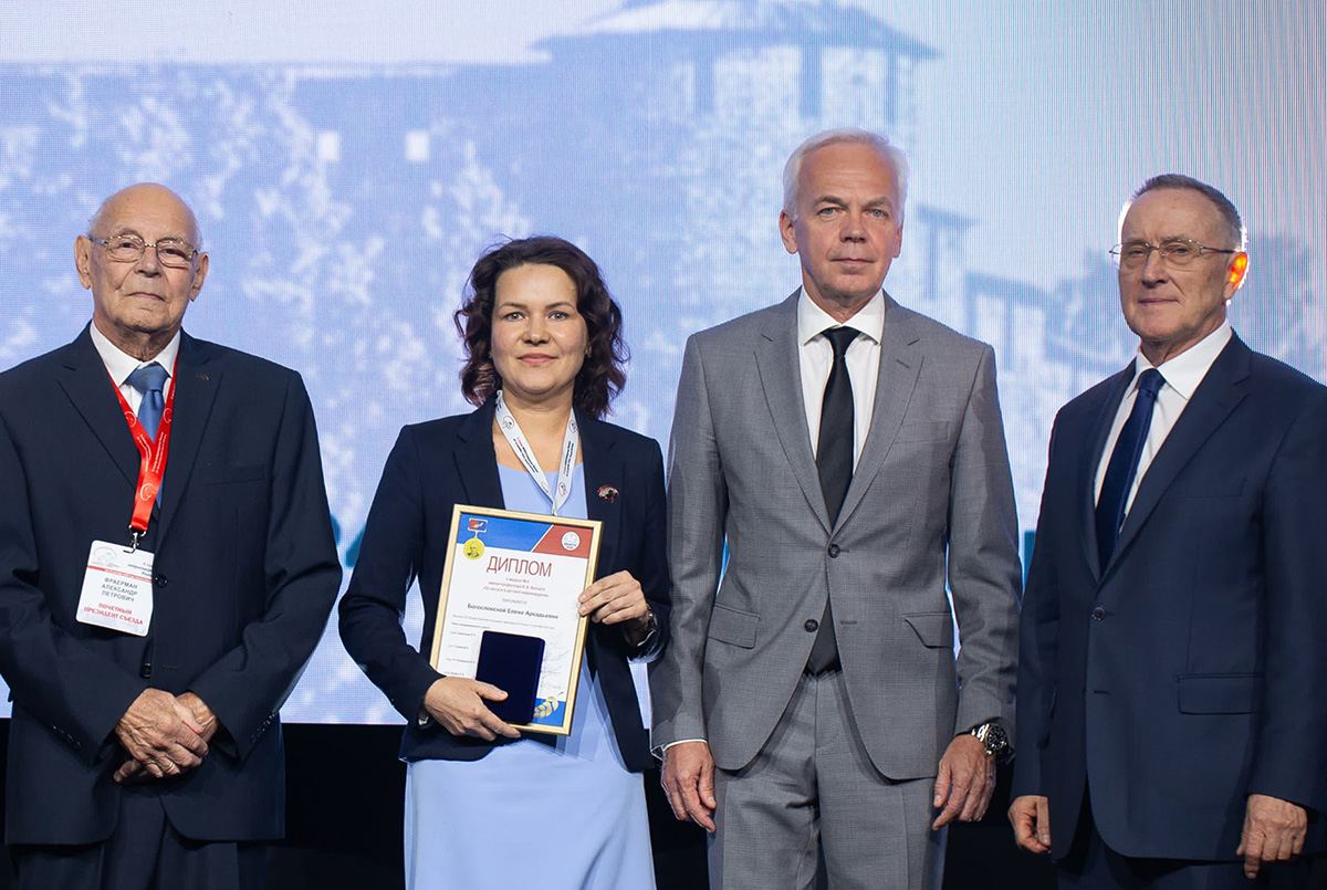 Ассистент кафедры детской нейрохирургии награждена медалью имени профессора А.А. Арендта