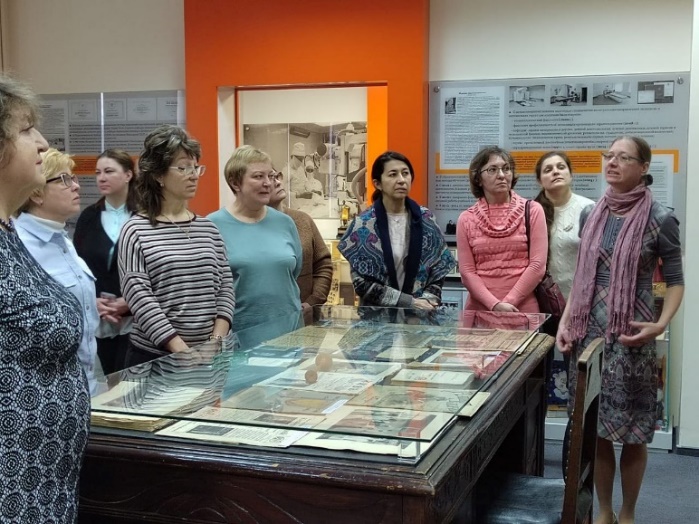Сотрудники и обучающиеся кафедры медицинской статистики и цифрового здравоохранения РМАНПО посетили музей Академии