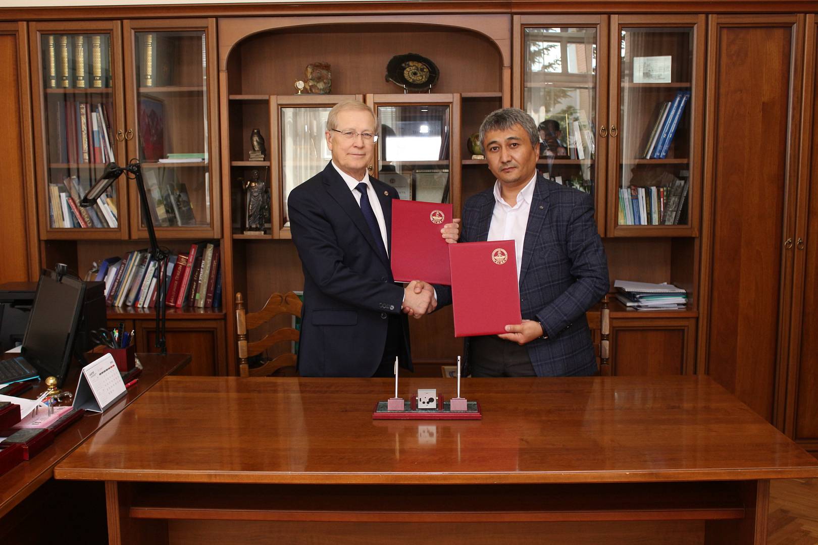 КГМА посетила делегация Национального хирургического центра имени Мамакеева М.М. Министерства здравоохранения Кыргызской Республики